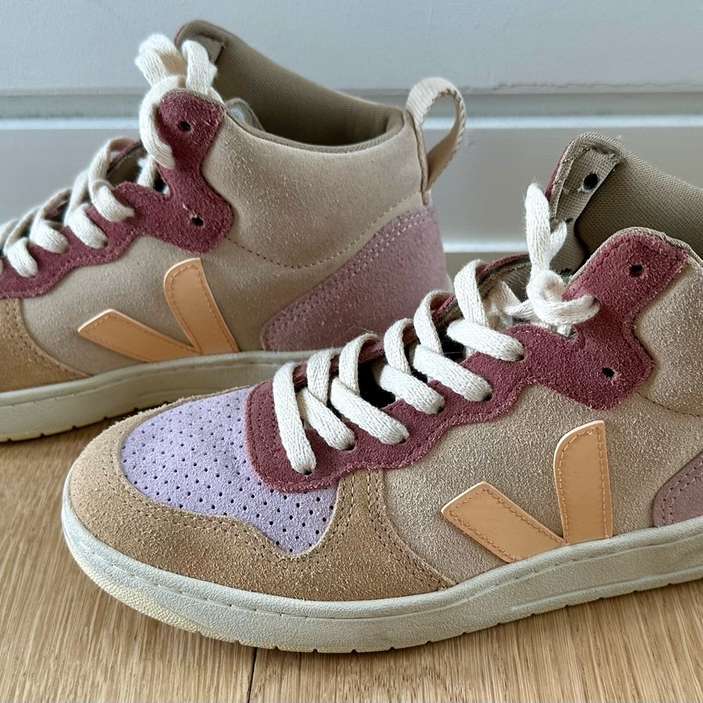 Veja V-15 Suede High Tops Practically Brand New